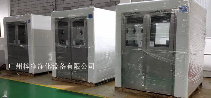 在潔凈室領(lǐng)域，風(fēng)淋室作為一種關(guān)鍵的空氣凈化設(shè)備